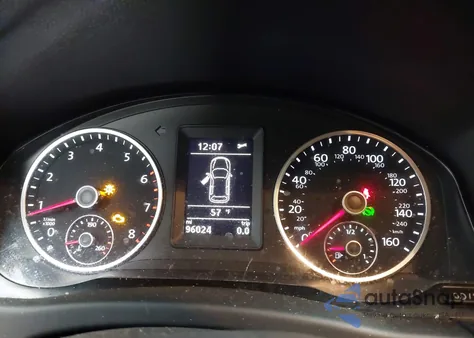 2017 Volkswagen Tiguan 2.0T/2.0T S из США, поврежденный, VIN WVGAV7AX1HK007075